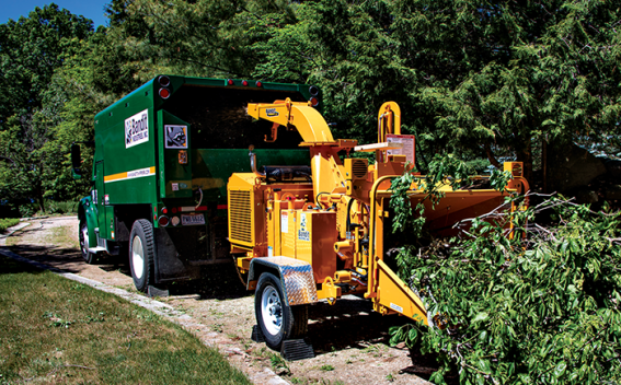 使用园林垃圾粉碎机时有哪些安全注意事项?